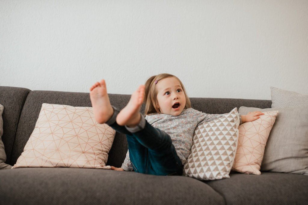 Indoor Familienshooting mit Hochzeitsfotografin Stefanie Chareonbood