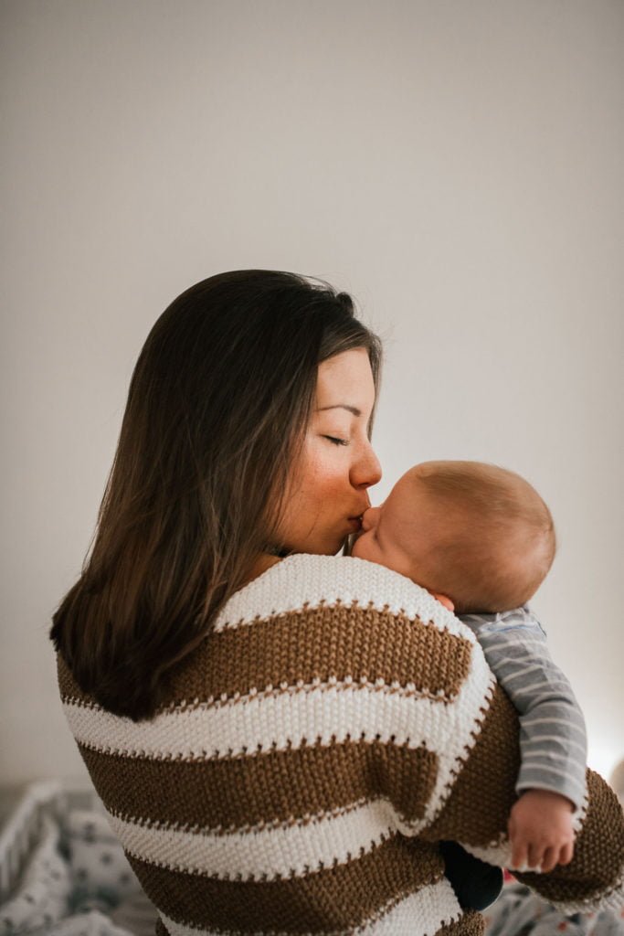 Indoor Familienshooting mit Hochzeitsfotografin Stefanie Chareonbood