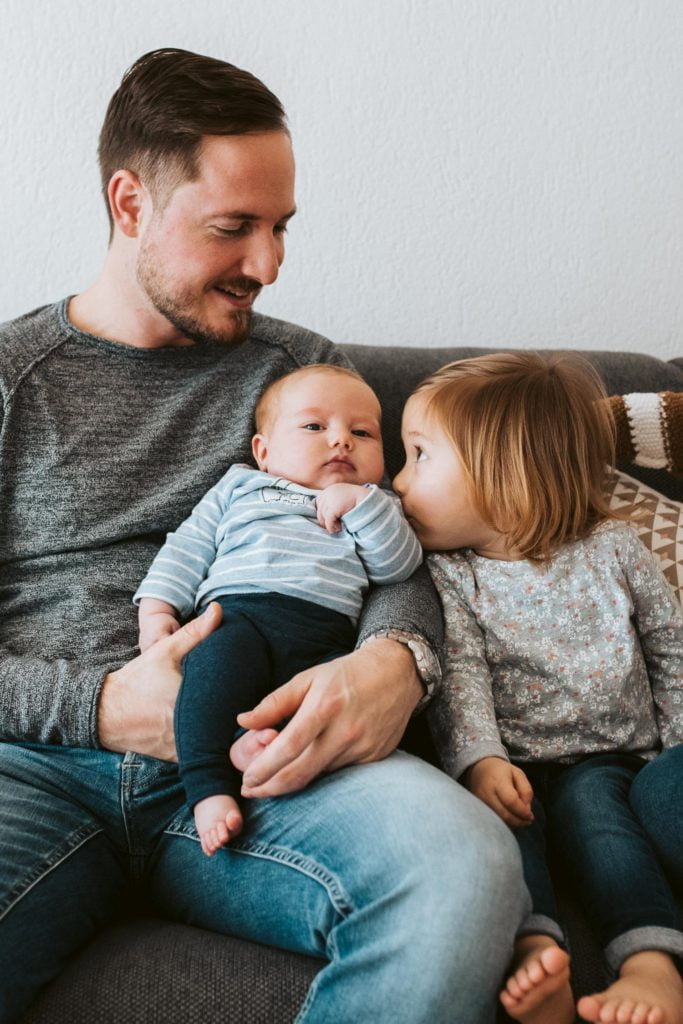 Indoor Familienshooting mit Hochzeitsfotografin Stefanie Chareonbood